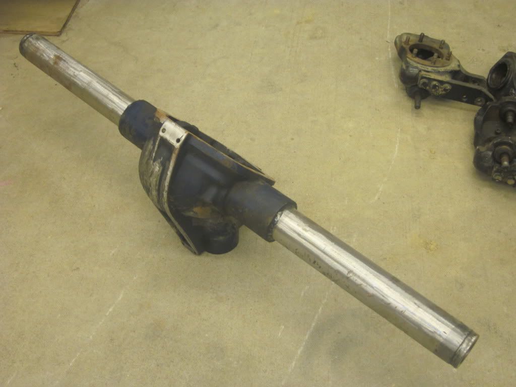 Rock Jock rear 60 centersection and tubes Pirate 4x4